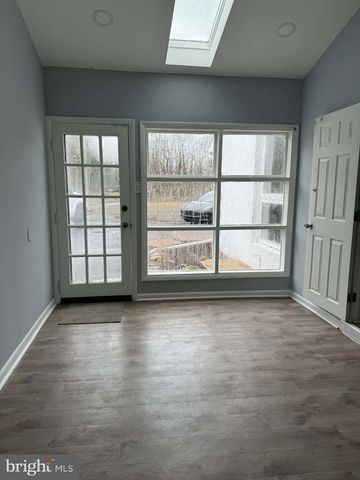 7 KINGS HWY N, Cherry Hill, NJ 08034