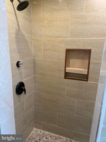 7 KINGS HWY N, Cherry Hill, NJ 08034