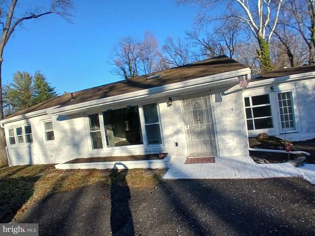7 KINGS HWY N, Cherry Hill, NJ 08034