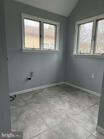 7 KINGS HWY N, Cherry Hill, NJ 08034