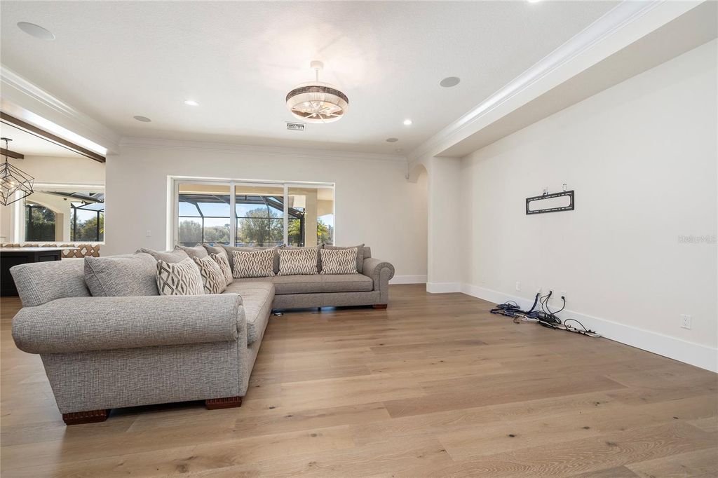 Image 10 of property listing at 17253 BREEDERS CUP DRIVE, Odessa, FL 33556