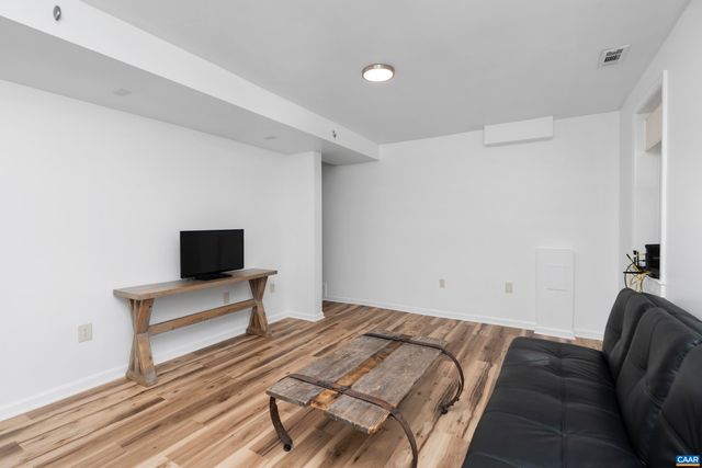 43 DANIELS RD, Barboursville, VA 22923