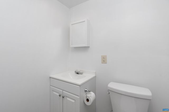 43 DANIELS RD, Barboursville, VA 22923