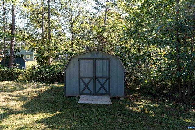43 DANIELS RD, Barboursville, VA 22923