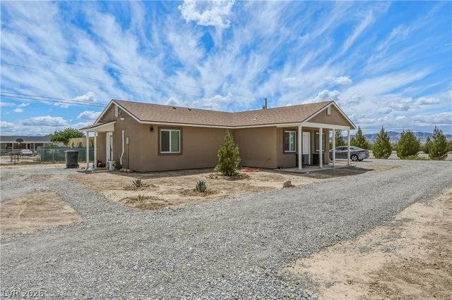 951 West Leffner Drive, Pahrump, NV 89060