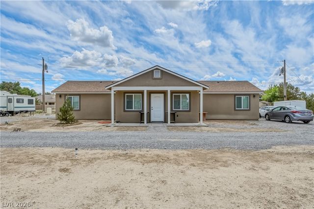 951 West Leffner Drive, Pahrump, NV 89060