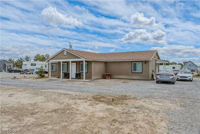 951 West Leffner Drive, Pahrump, NV 89060