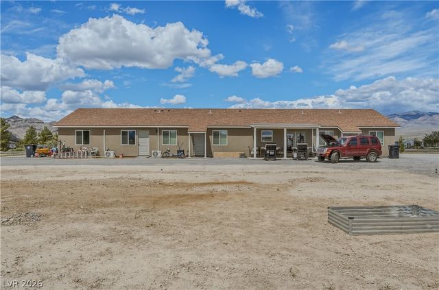 951 West Leffner Drive, Pahrump, NV 89060