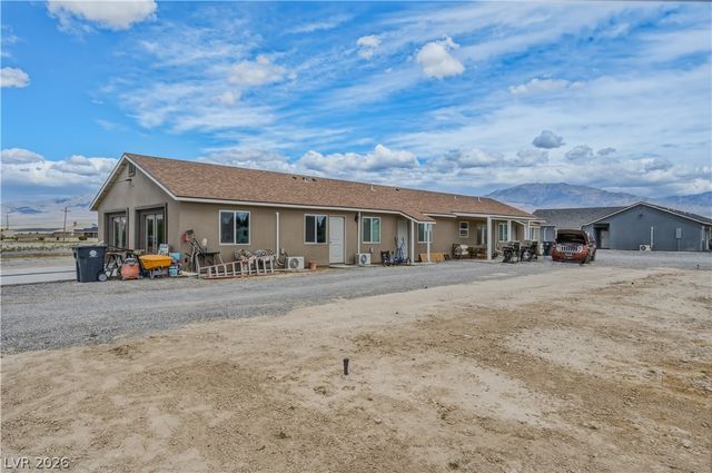 951 West Leffner Drive, Pahrump, NV 89060