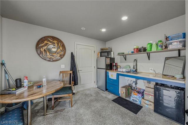 951 West Leffner Drive, Pahrump, NV 89060