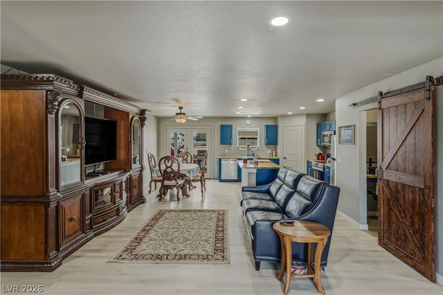 951 West Leffner Drive, Pahrump, NV 89060