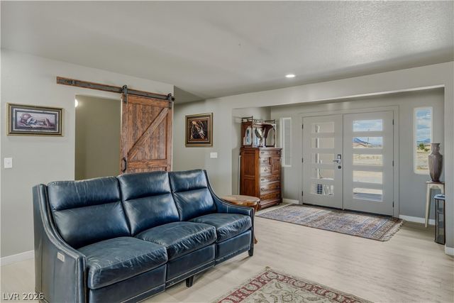951 West Leffner Drive, Pahrump, NV 89060