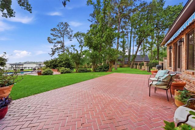 21102 Atascocita Place Drive, Houston, TX 77346