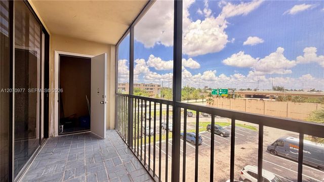 8615 NW 8th Street 421, Miami, FL 33126
