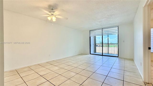 8615 NW 8th Street 421, Miami, FL 33126