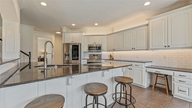 8400 Windsong Lane, Bentonville, AR 72713