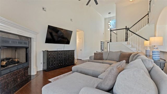 8400 Windsong Lane, Bentonville, AR 72713