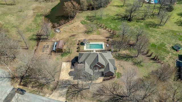 8400 Windsong Lane, Bentonville, AR 72713