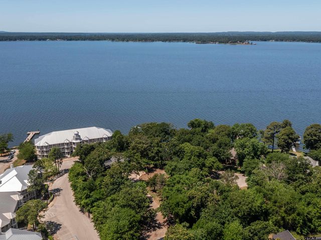 17795 Lookout Ln., Flint, TX 75762