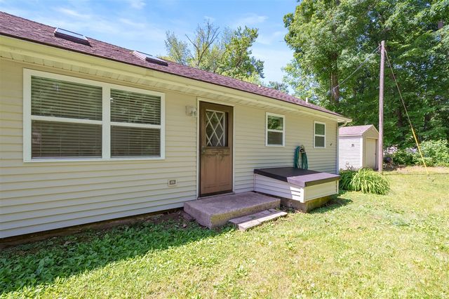 32851 Lake Drive, Lawton, MI 49065