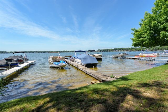 32851 Lake Drive, Lawton, MI 49065