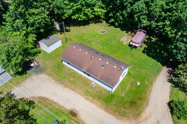 32851 Lake Drive, Lawton, MI 49065