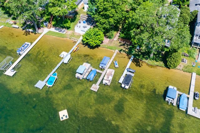 32851 Lake Drive, Lawton, MI 49065
