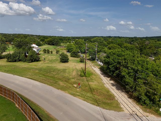 1816 Houston Road, Burleson, TX 76028