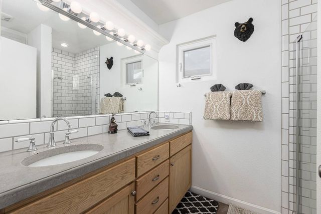 56981 Sequoia Drive, Springville, CA 93265