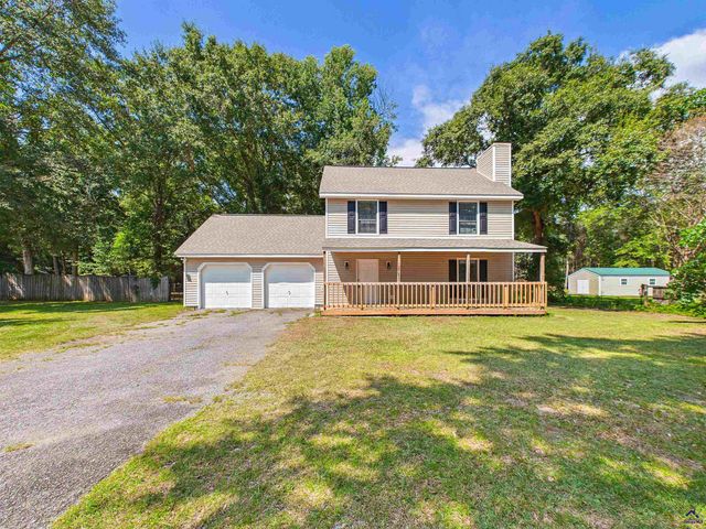 108 Red Oak Court, Byron, GA 31008