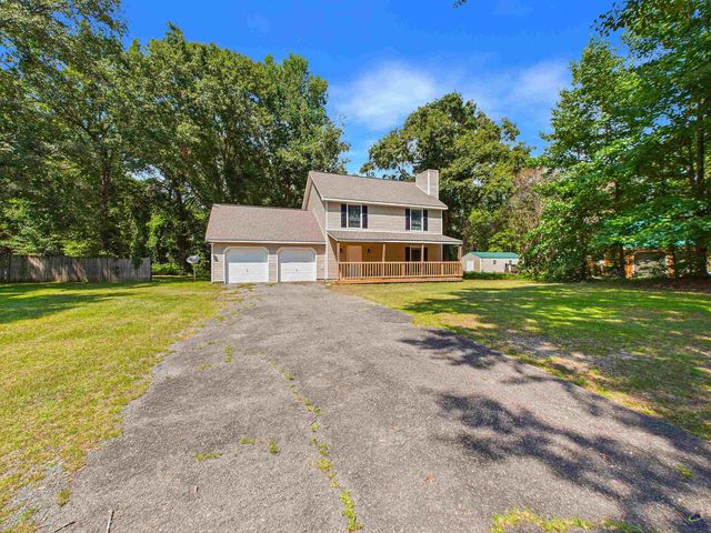 108 Red Oak Court, Byron, GA 31008