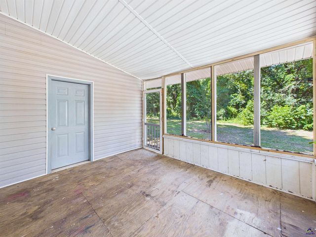 108 Red Oak Court, Byron, GA 31008
