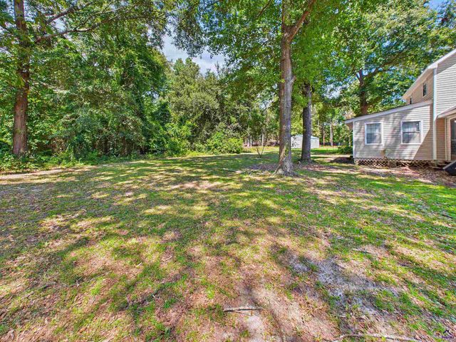 108 Red Oak Court, Byron, GA 31008