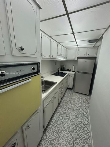 1200 West Ave 728, Miami Beach, FL 33139