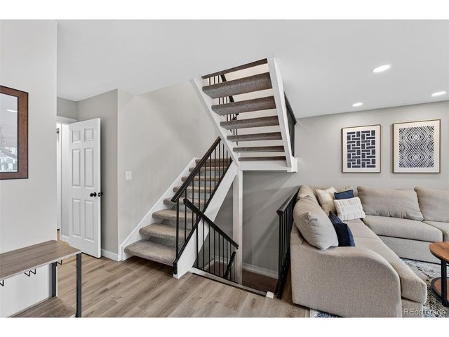 7228 S Vine Ct, Centennial, CO 80122