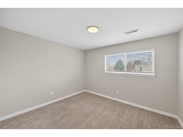 7228 S Vine Ct, Centennial, CO 80122