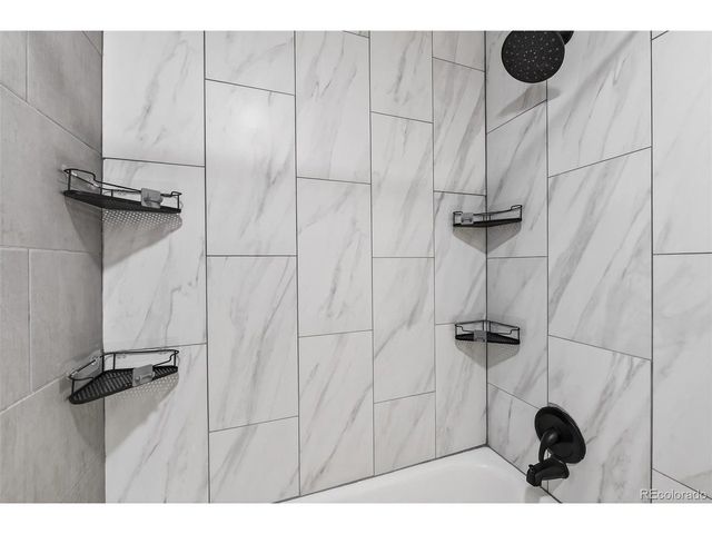 7228 S Vine Ct, Centennial, CO 80122