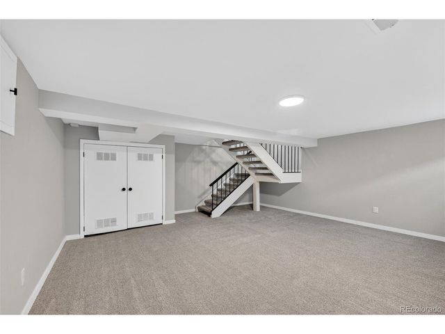 7228 S Vine Ct, Centennial, CO 80122