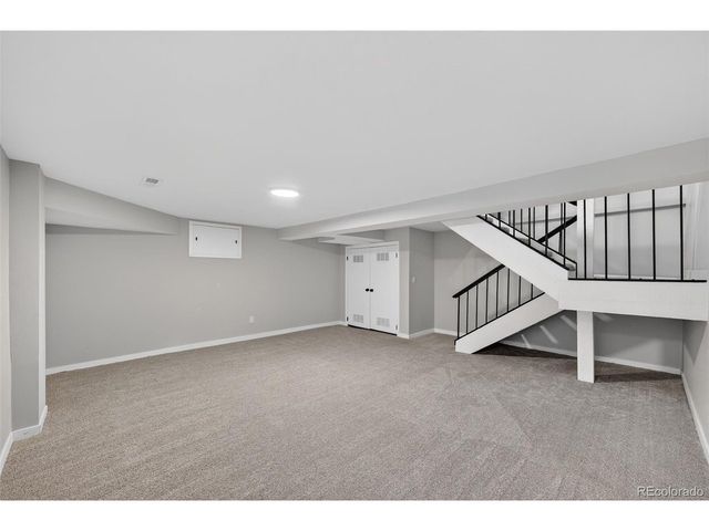 7228 S Vine Ct, Centennial, CO 80122