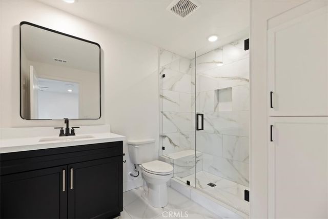951 N Avenue 66, Los Angeles, CA 90042