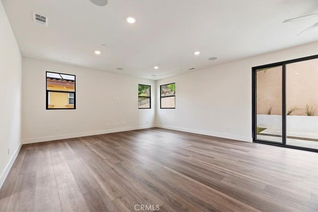 951 N Avenue 66, Los Angeles, CA 90042