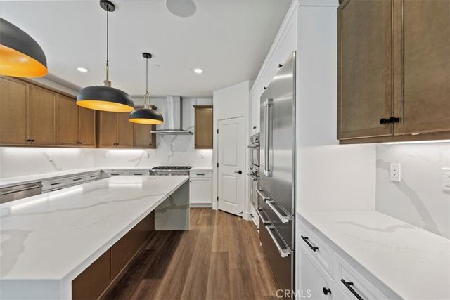 951 N Avenue 66, Los Angeles, CA 90042