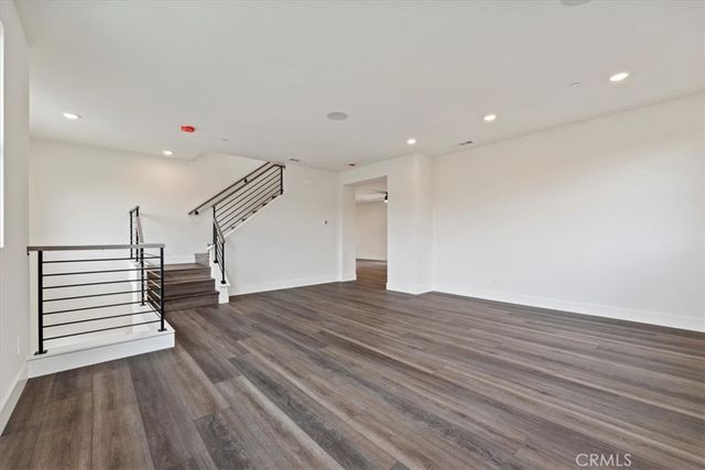 951 N Avenue 66, Los Angeles, CA 90042