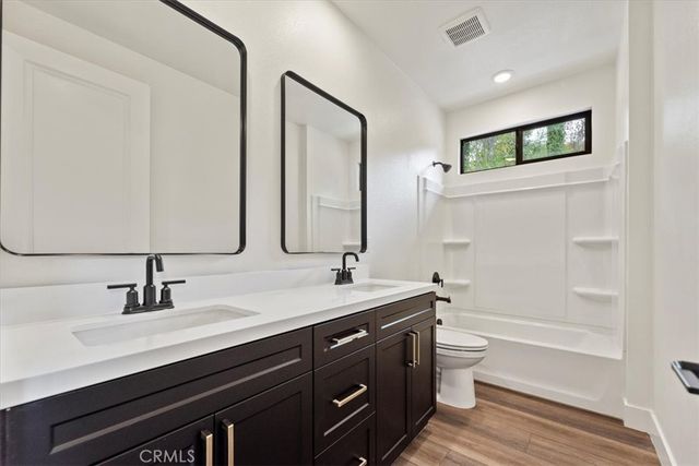 951 N Avenue 66, Los Angeles, CA 90042