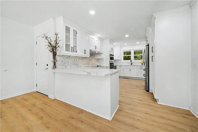 5070 River Lake Drive, Chattahoochee Hills, GA 30213
