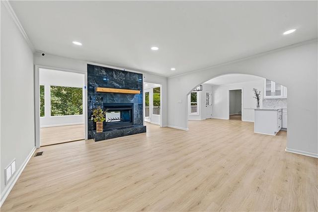 5070 River Lake Drive, Chattahoochee Hills, GA 30213