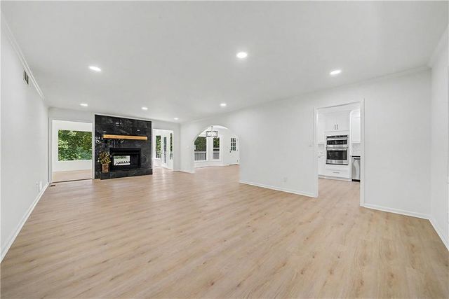 5070 River Lake Drive, Chattahoochee Hills, GA 30213