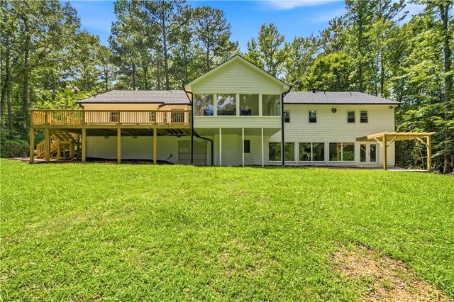 5070 River Lake Drive, Chattahoochee Hills, GA 30213