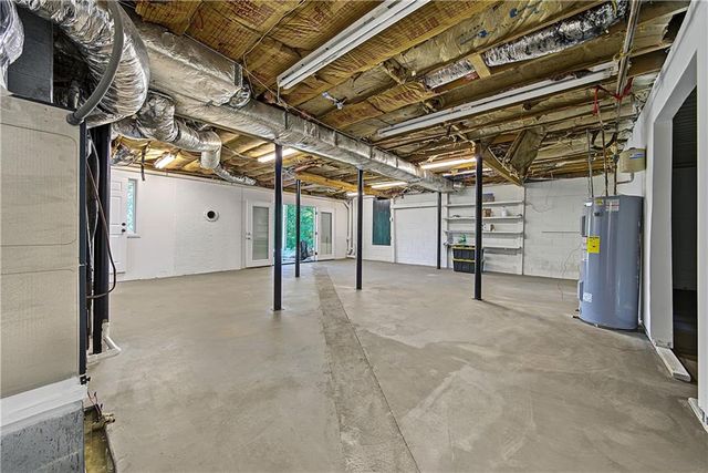 5070 River Lake Drive, Chattahoochee Hills, GA 30213