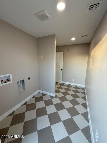 730 E HUBER Street, Mesa, AZ 85203